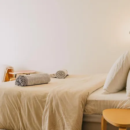 Cozy Lovely Studio'S In Lisbon-3